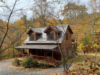 Creekside Cabin Rentals 4 Seasons Vacation Rentals And Sales